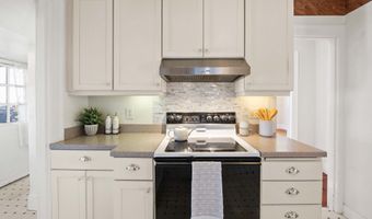 1390 JEROME Ave, Astoria, OR 97103