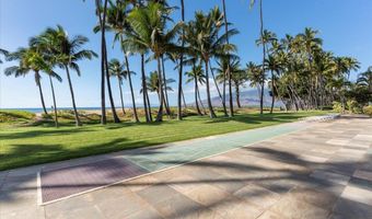 1310 ULUNIU Rd 115, Kihei, HI 96753