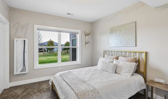 1315 Bailey Ct, Adel, IA 50003
