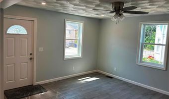 37 Clifton St, Central Falls, RI 02863
