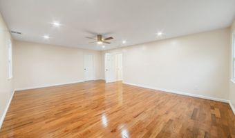 6 El Toro Dr, Bristol, CT 06010