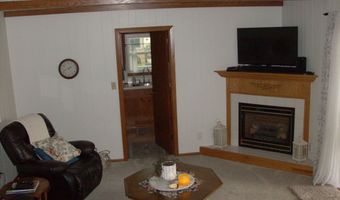 1521 S 7th St, Aberdeen, SD 57401