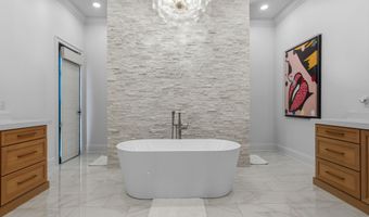 699 Savannah Estates Blvd, Biloxi, MS 39532