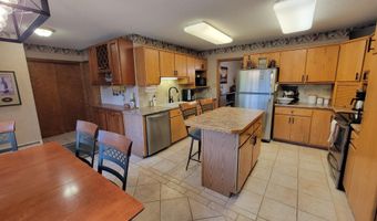 1314 N 3rd St, Aberdeen, SD 57401
