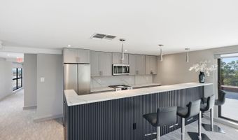 4390 LORCOM Ln #402, Arlington, VA 22207