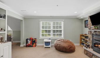 62 Dupaw Gould Rd, Brookline, NH 03033