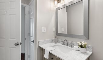 916 KING JAMES LANDING Rd, Annapolis, MD 21403