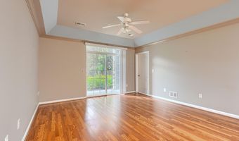 7201 TRAVERTINE Dr 104, Baltimore, MD 21209