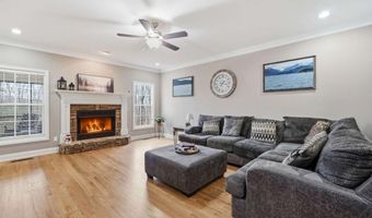 265 Glen Wilkie Trl, Ball Ground, GA 30107