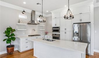 1929 MEHLE St, Arabi, LA 70032