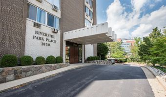 1050 Wall St 8D, Ann Arbor, MI 48105