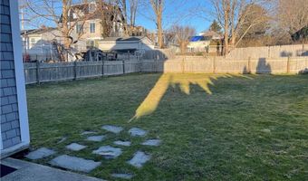 67 Hall Ave, Newport, RI 02840