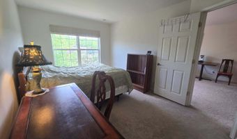 1141 Freesia Ct, Ann Arbor, MI 48105