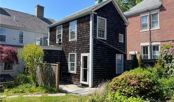 99 Mary St A, Newport, RI 02840