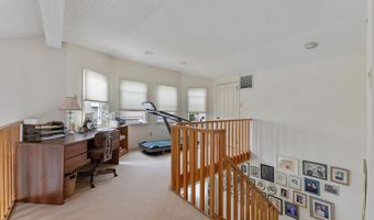 53 E 25th St, Avalon, NJ 08202