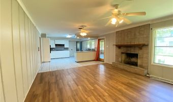 536 W Yoakum Ave, Aransas Pass, TX 78336