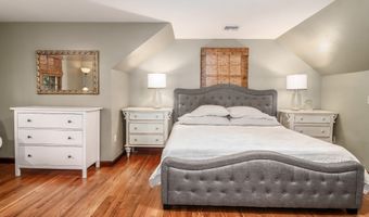 6 Brookdale Ln, Brookfield, CT 06804