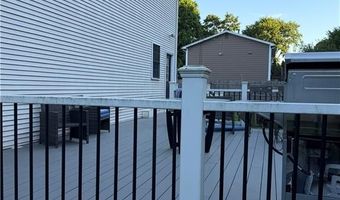 30 Gaglione Ct 2, Cranston, RI 02921