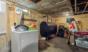 30 Pomham St, Cranston, RI 02910