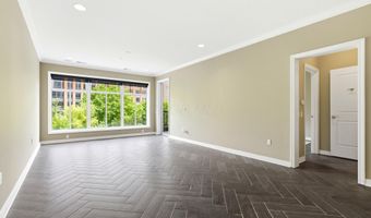 250 Daniel Burnham Sq 305, Columbus, OH 43215