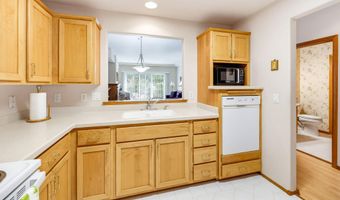832 Pavilion Pl, Ashland, OR 97520