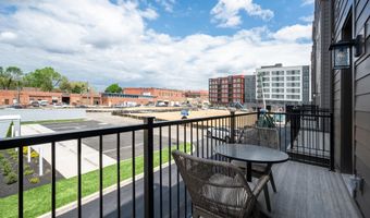 317 CALVERT Ave, Alexandria, VA 22301