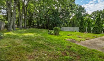475 Birch St, Bristol, CT 06010