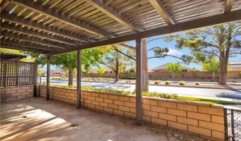 11722 Oak St, Apple Valley, CA 92308