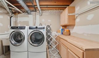 7135 Upper 157th St W, Apple Valley, MN 55124