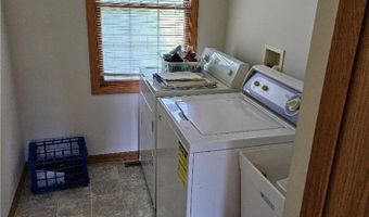 7071 Clark Rd, Atwater, OH 44201