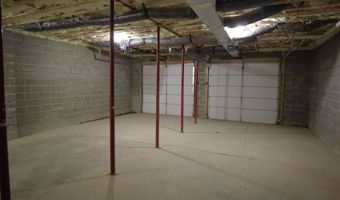 251 Briarwood Dr, Bedford, IN 47421