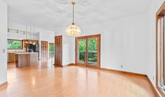 106 DK Ranch Ln, Ashland, KY 41102