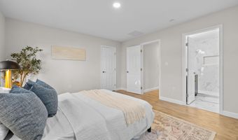 4405 LAUREL Rd, Alexandria, VA 22309