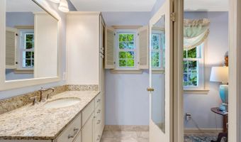 4203 KINGS MILL Ln, Annandale, VA 22003