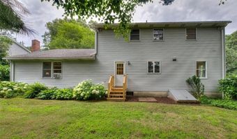31 Edgewater Rd, Narragansett, RI 02882