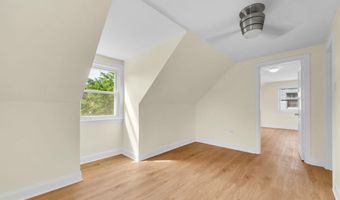 3201 12TH St S, Arlington, VA 22204