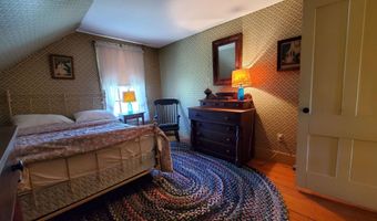 762 McLaren Hill Rd, Barnet, VT 05821