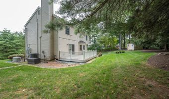 2 A Aspen Way, Danbury, CT 06811