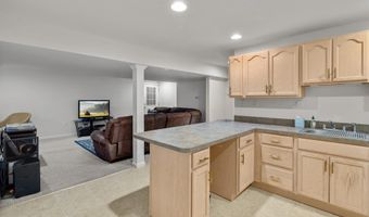 8 TAMAR Ct, Bear, DE 19701