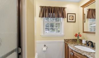 9 Donald Rd, Billerica, MA 01821