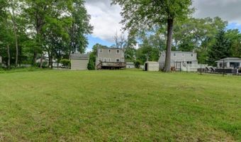 36 Hemlock Ave, Bayonne, NJ 07035