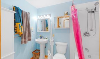 806 S Martha St, Angola, IN 46703