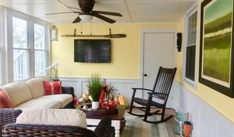 45 Hammond St 1, Newport, RI 02840