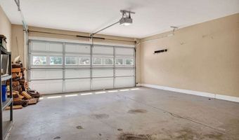 354 E Creek Bnd, Athens, GA 30605