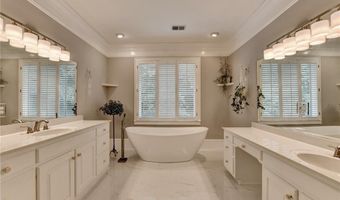 3610 Mansions Pkwy, Berkeley Lake, GA 30096