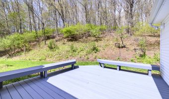 200 Chipman Dr, Cheshire, CT 06410
