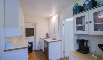 235 E Saint Clair St, Almont, MI 48003