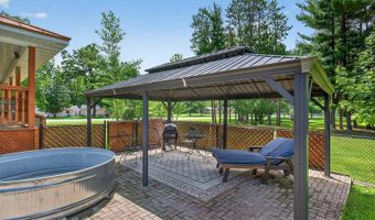 5611 Wazeecha Ave, Wisconsin Rapids, WI 54494