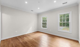 9919 LOGAN Dr, Potomac, MD 20854
