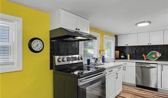 260 E Pace Ave, Akron, OH 44319